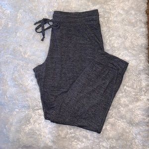 EUC Beyond Yoga super lightweight cropped joggers